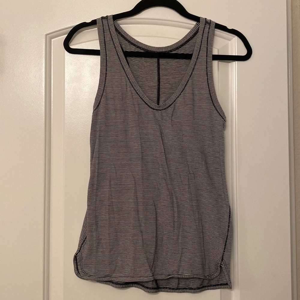 Lululemon black & white tank top stripes 4